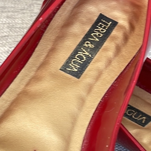 TERRA & AGUA - Red Melissa Jelly Shoes - Gently Used - Picture 3 of 4